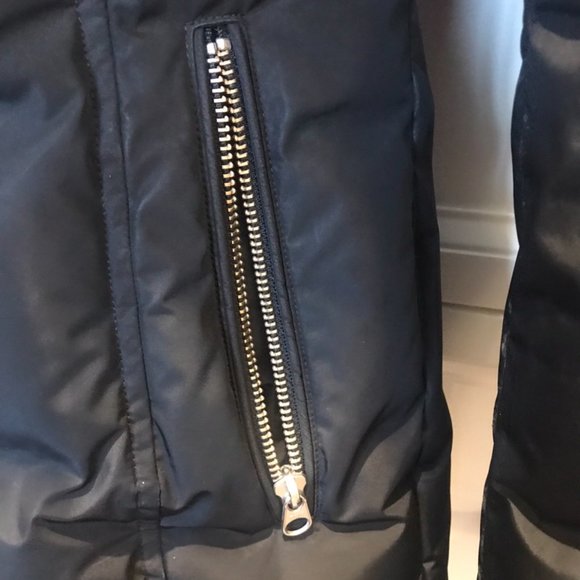 Women's Mackage Winter Coat. Black. Small/XS - Picture 5 of 11